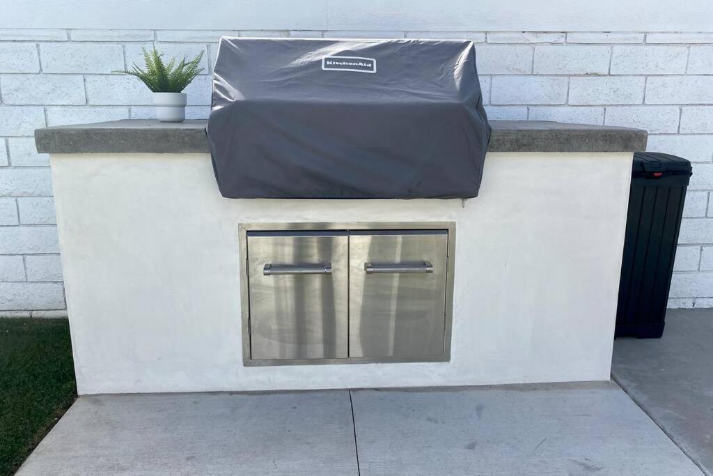 Steps To The Beach, Pacific City And Main Street - #2 Huntington Beach Exterior photo
